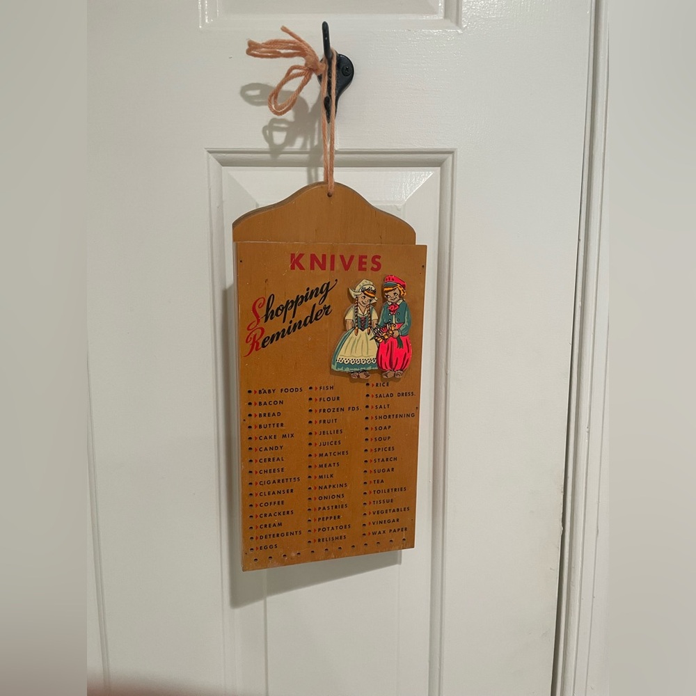 Hanging Vintage shopping list reminder wood knives knife holder